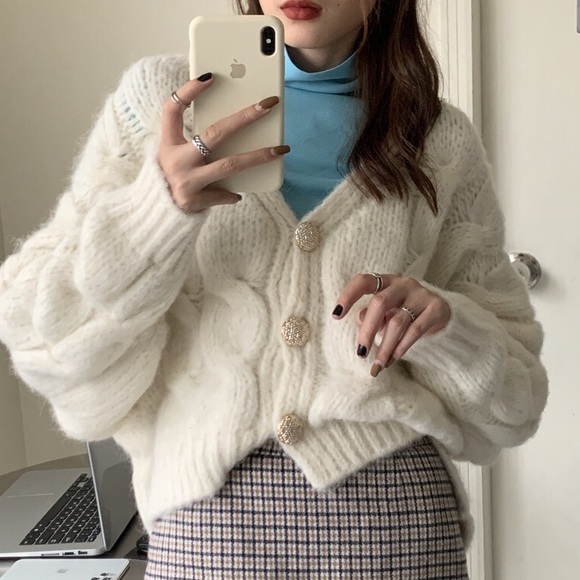 Cardigan sweater cable knit pink cream white womens button long sle… - Picture 3 of 16